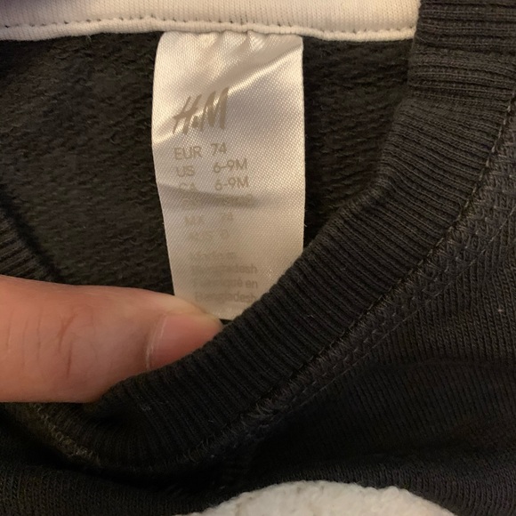 Sweater - Picture 4 of 4